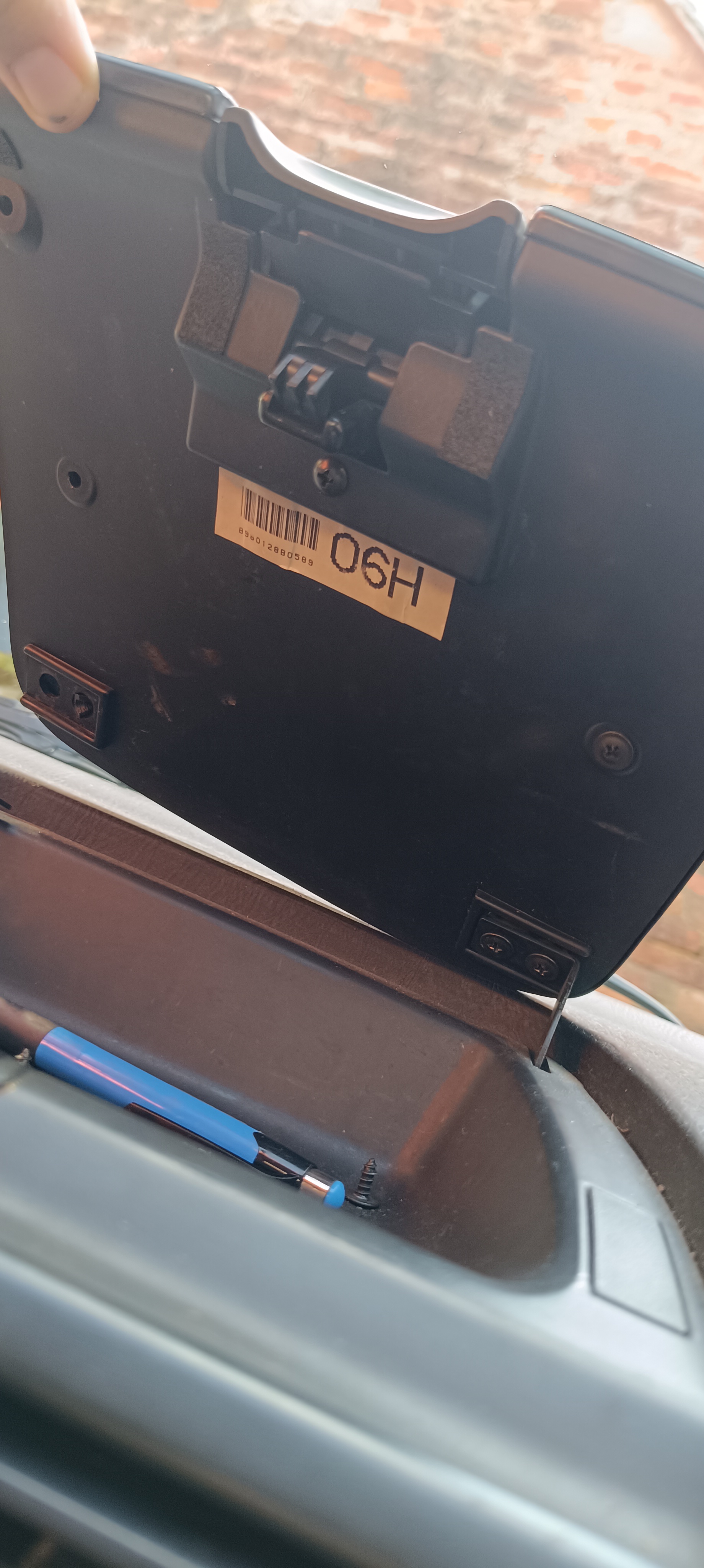 Törött rögzítés